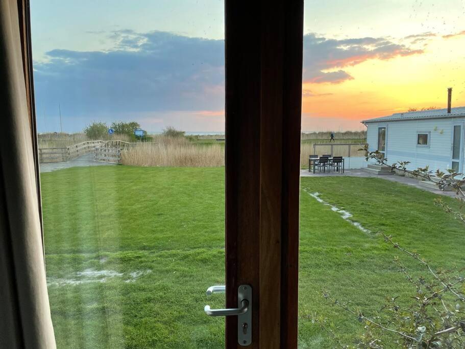 Strandvakantiehuisje! Workum Exteriör bild